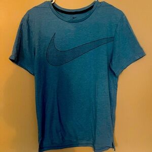 Men’s Small Dri Fit Nike Tshirt